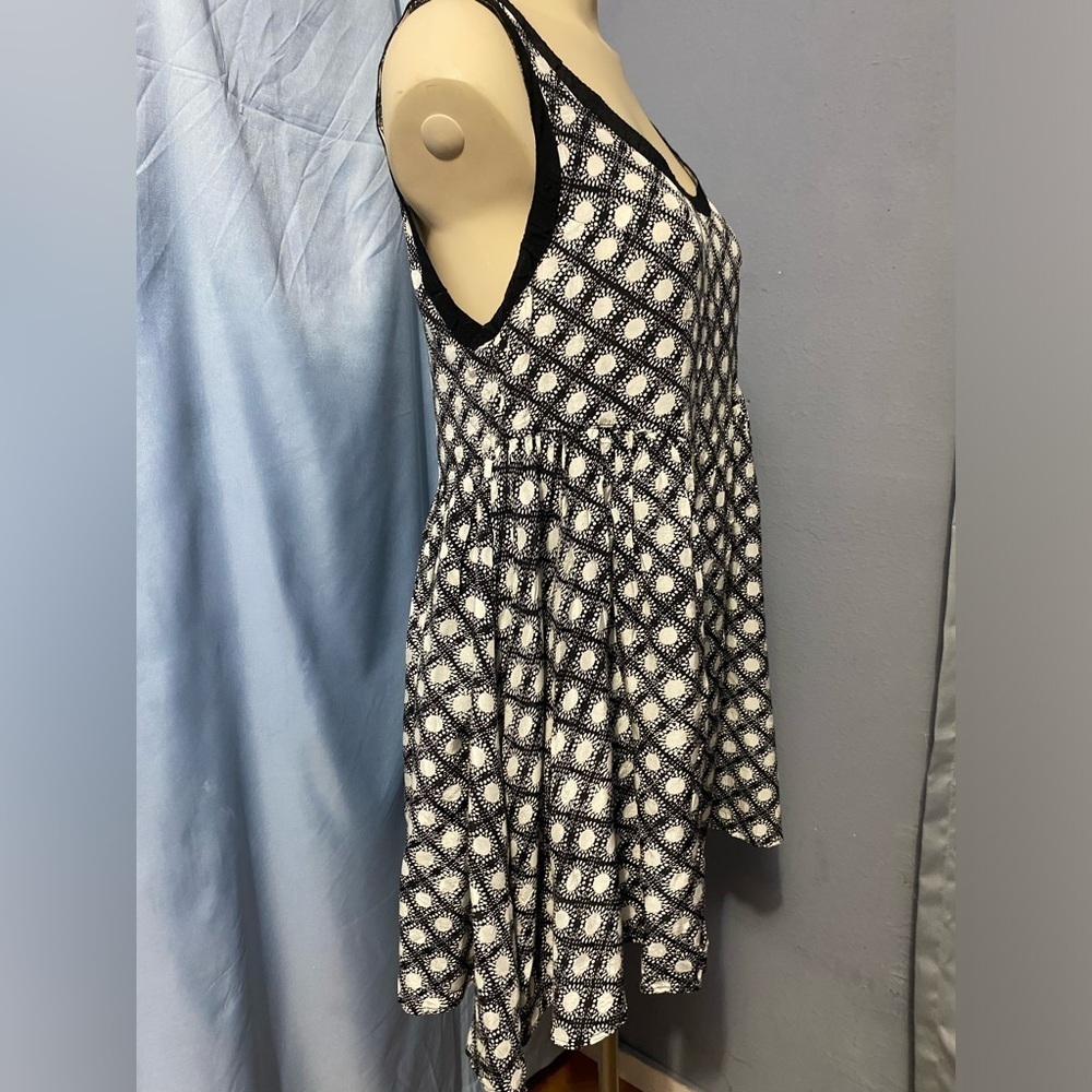 Free People Black and White Sleeveless Tank Top - Picture 9 of 11